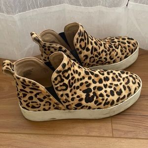Steve Madden platform slip ons. Worn twice. Leopard print.